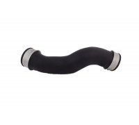 Патрубок от интеркулера передний правый Volkswagen Tiguan / Фольксваген Тигуан 2.0 (бензин) 2007-2016 81678 BUGIAD (Германия)