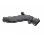 Патрубок інтеркулера середній правий Volkswagen Tiguan / Фольксваген Тігуан 2.0 (бензин) 2007-2016 A1711175 BOGAP (Німеччина)