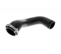 Патрубок интеркулера передний правый Volkswagen Tiguan / Фольксваген Тигуан 2.0TDI 2007-2016 V10-4816 VAICO (Германия)