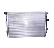 Радіатор охолодження (650x406x27мм) Volkswagen Tiguan / Фольксваген Тігуан 2007-2016 65015 NISSENS (Данія)