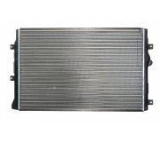 Радиатор охлаждения (650x453x34мм) Volkswagen Tiguan / Фольксваген Тигуан 2007-2016 CR1539002S MAHLE (Австрия)