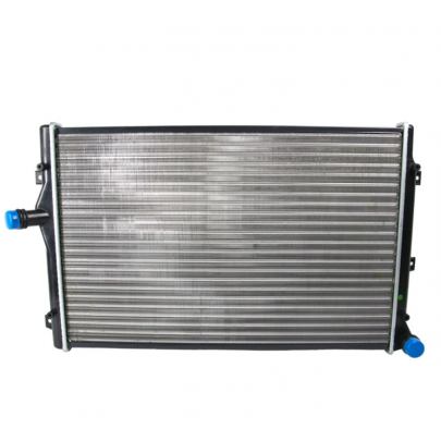 Радиатор охлаждения (650x433x32мм) Volkswagen Tiguan / Фольксваген Тигуан 2007-2016 R20038 SATO TECH (Украина)