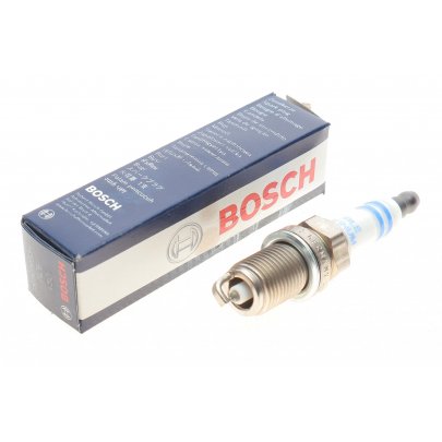 Свеча зажигания Volkswagen Golf 5 / Фольксваген Гольф 5 2.0 (бензин) 2003-2009 0242236564 BOSCH (Германия)