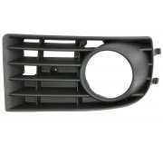 Решітка в бампер права (під протитуманку) Volkswagen Golf 5 / Фольксваген Гольф 5 2003-2009 6502-07-9524918P BLIC (Польща)