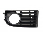 Решітка в бампер ліва (під протитуманку) Volkswagen Golf 5 / Фольксваген Гольф 5 2003-2009 6502-07-9524995P BLIC (Польща)