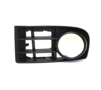 Решетка бампера левая (под противотуманку) Volkswagen Golf 5 / Фольксваген Гольф 5 2003-2009 KH95249961 STARLINE (Чехия)