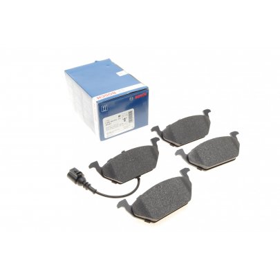 Тормозные колодки передние (с датчиком, 146x54.7x19.8) Volkswagen Golf 5 / Фольксваген Гольф 5 2003-2009 0986494019 BOSCH (Германия)