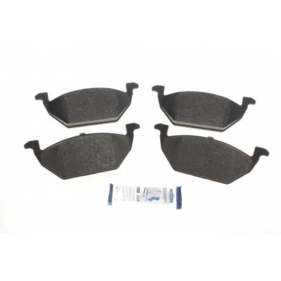 Тормозные колодки передние (без датчика, 146x54.7x19.8) Volkswagen Golf 5 / Фольксваген Гольф 5 2003-2009 181338 ICER (Испания)