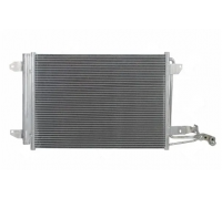 Радиатор кондиционера Volkswagen Golf 5 / Фольксваген Гольф 5 2003-2009 30820006 AND (Украина)