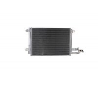 Радиатор кондиционера Volkswagen Golf 5 / Фольксваген Гольф 5 2003-2009 94684 NISSENS (Дания)