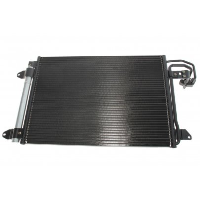 Радиатор кондиционера Volkswagen Golf 5 / Фольксваген Гольф 5 2003-2009 AC324000S MAHLE (Австрия)