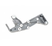 Кронштейн крепления подрамника передней балки левый Volkswagen Golf 5 / Фольксваген Гольф 5 2003-2009 41990083401 VIKA (Тайвань)