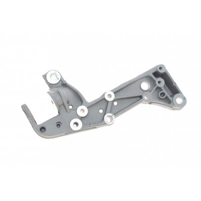 Кронштейн крепления подрамника передней балки левый Volkswagen Golf 5 / Фольксваген Гольф 5 2003-2009 41990083401 VIKA (Тайвань)