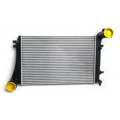 Радиатор интеркулера (401x617x32мм) Volkswagen Golf 5 / Фольксваген Гольф 5 2003-2009 60C9244-JPN JAPAN AUTO (Италия)