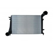 Радіатор інтеркулера (401x617x32мм) Skoda Octavia 2 / Шкода Октавія 2 2004-2013 7750041 KAMOKA (Польща)