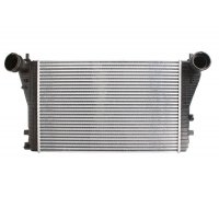Радиатор интеркулера (406x615x32мм) Volkswagen Golf 5 / Фольксваген Гольф 5 1.4TSI 2003-2009 DAW005TT THERMOTEC (Польша)
