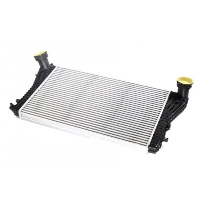 Радиатор интеркулера (406x615x32мм) Volkswagen Golf 5 / Фольксваген Гольф 5 2003-2009 TP.15.96.715 TEMPEST (Тайвань)