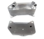 Радиатор масляный / теплообменник (46x75x190) Volkswagen Golf 5 / Фольксваген Гольф 5 2.5 (бензин) 2003-2009 95012 MEAT and DORIA (Италия)