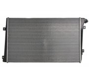 Радиатор охлаждения (406x650x24мм) Volkswagen Golf 5 / Фольксваген Гольф 5 2003-2009 53813 NRF (Нидерланды)