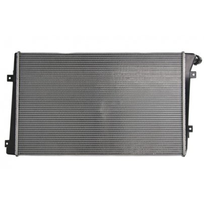 Радиатор охлаждения (406x650x24мм) Volkswagen Golf 5 / Фольксваген Гольф 5 2003-2009 53813 NRF (Нидерланды)