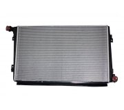 Радиатор охлаждения (650x408x32мм) Volkswagen Golf 5 / Фольксваген Гольф 5 1.9TDI 2003-2009 R12147 SATO TECH (Украина)