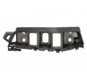 Кронштейн крепления переднего бампера (правый) Volkswagen Touareg 2 / Фольксваген Туарег 2 2010-2018 6502-07-9586938P BLIC (Польша)