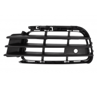 Решетка бампера левая (под парктроник) Volkswagen Touareg 2 / Фольксваген Туарег 2 2010-2018 7417913 FPS (Тайвань)