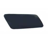 Заглушка бампера переднього ліва (під омивач фар) Volkswagen Touareg 2 / Фольксваген Туарег 2 2010-2018 7417921 FPS (Тайвань)