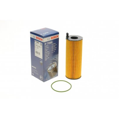 Фильтр масляный (вставка, двигатель: CASD / CASA / CATA) Volkswagen Touareg 2 / Фольксваген Туарег 2 3.0 V6 TDI 2010-2018 F026407066 BOSCH (Германия)
