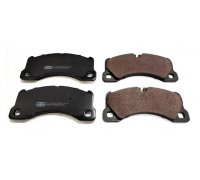 Тормозные колодки передние (210x95x16) Volkswagen Touareg 2 / Фольксваген Туарег 2 2010-2018 573329 CHAMPION (США)