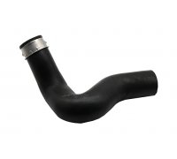 Патрубок інтеркулера (OE: 7L6145738A) Volkswagen Touareg 2 / Фольксваген Туарег 2 2010-2018 11451797501 VIKA (Тайвань)