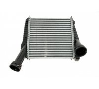 Радиатор интеркулера правый (50x288x300мм) Volkswagen Touareg 2 / Фольксваген Туарег 2 3.0 V6 TDI 2010-2018 30198 NRF (Нидерланды)