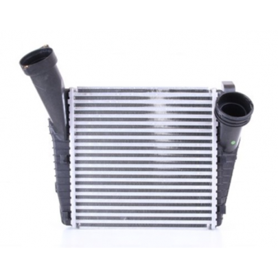 Радиатор интеркулера левый (50x277x290мм) Volkswagen Touareg 2 / Фольксваген Туарег 2 3.0 V6 TDI 2010-2018 3L145011 AND (Украина)