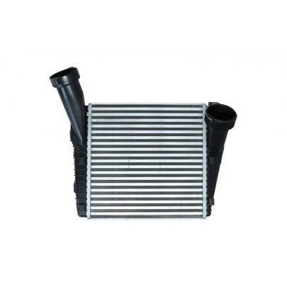 Радіатор інтеркулера лівий (50x288x300мм) Volkswagen Touareg 2 / Фольксваген Туарег 2 4.2 V8 TDI 2010-2018 7750082 KAMOKA (Польща)