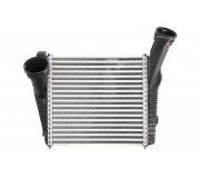 Радіатор інтеркулера правий (50x277x290мм) Volkswagen Touareg 2 / Фольксваген Туарег 2 3.0 V6 TDI 2010-2018 822947 VALEO (Франція)