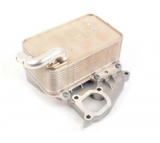 Радиатор масляный / теплообменник (57x95x155мм, двигатель: CJMA / CVWA / CNRB / CVVA / CRCA / CJGD)  Volkswagen Touareg 2 / Фольксваген Туарег 2 3.0 V6 TDI 2010-2018 059117015P VW (Германия)