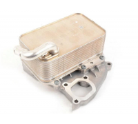 Радіатор масляний / теплообмінник (57x95x155мм, двигатель: CJMA / CVWA / CNRB / CVVA / CRCA / CJGD)  Volkswagen Touareg 2 / Фольксваген Туарег 2 3.0 V6 TDI 2010-2018 059117015P VW (Німеччина)