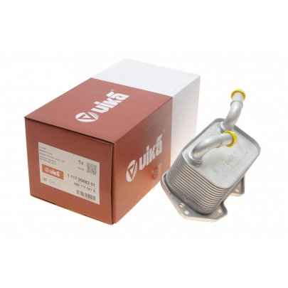 Радиатор масляный / теплообменник (79x141x61мм) Volkswagen Touareg 2 / Фольксваген Туарег 2 3.0 V6 TSI Hybrid 2010-2018 11170068301 VIKA (Тайвань)