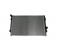 Радіатор охолодження (650x432x32мм) VW Touran II / Фольксваген Туран 2 2015- 11211829501 VIKA (Тайвань)