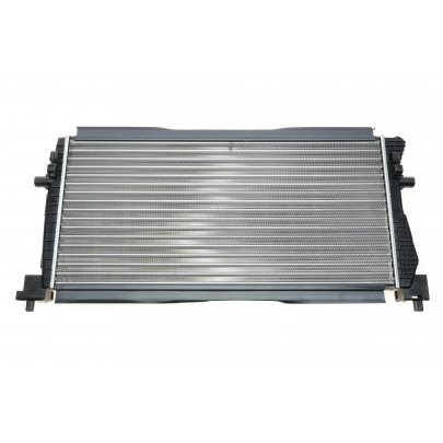 Радіатор охолодження (650x322x23мм) VW Touran II / Фольксваген Туран 2 2015- 735557 VALEO (Франція)