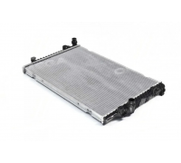 Радіатор охолодження (650x432x32мм) VW Touran II / Фольксваген Туран 2 2015- VNA2336 AVA (Нідерланди)