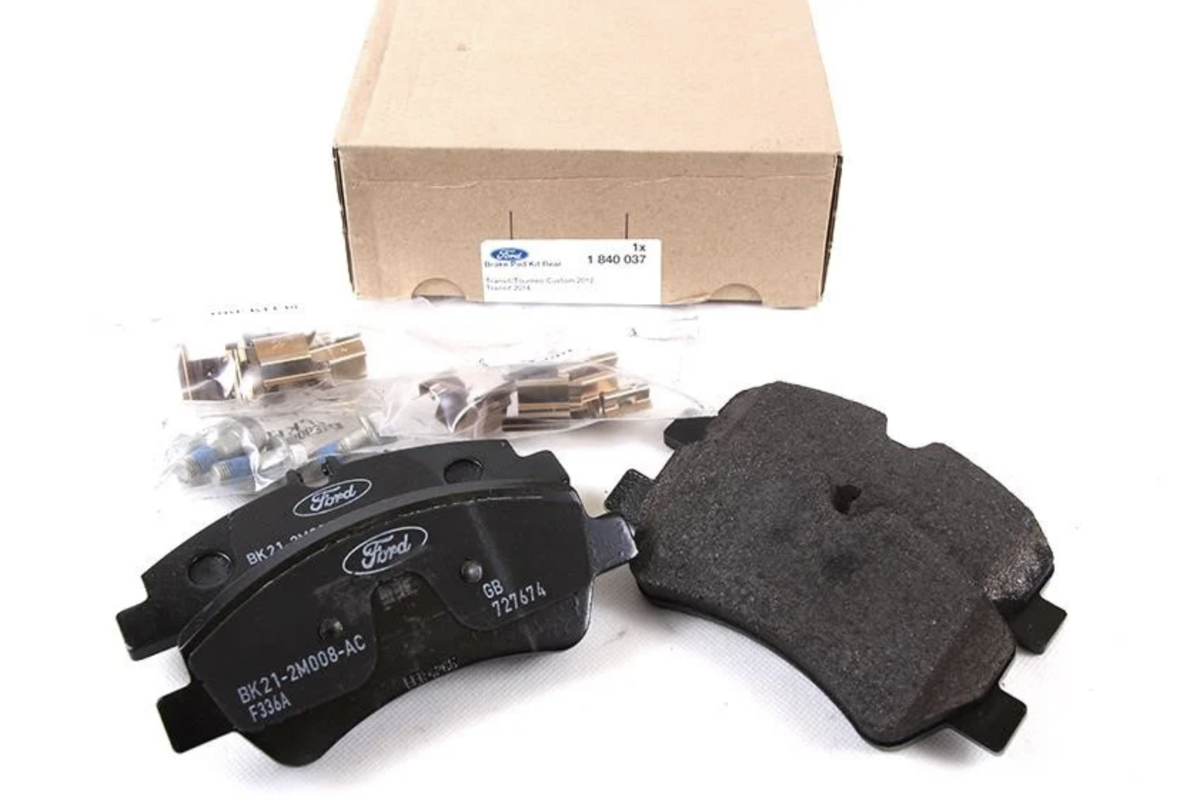 や Тормозные колодки задние Ford Transit VII 2014- 1840037 FORD (США