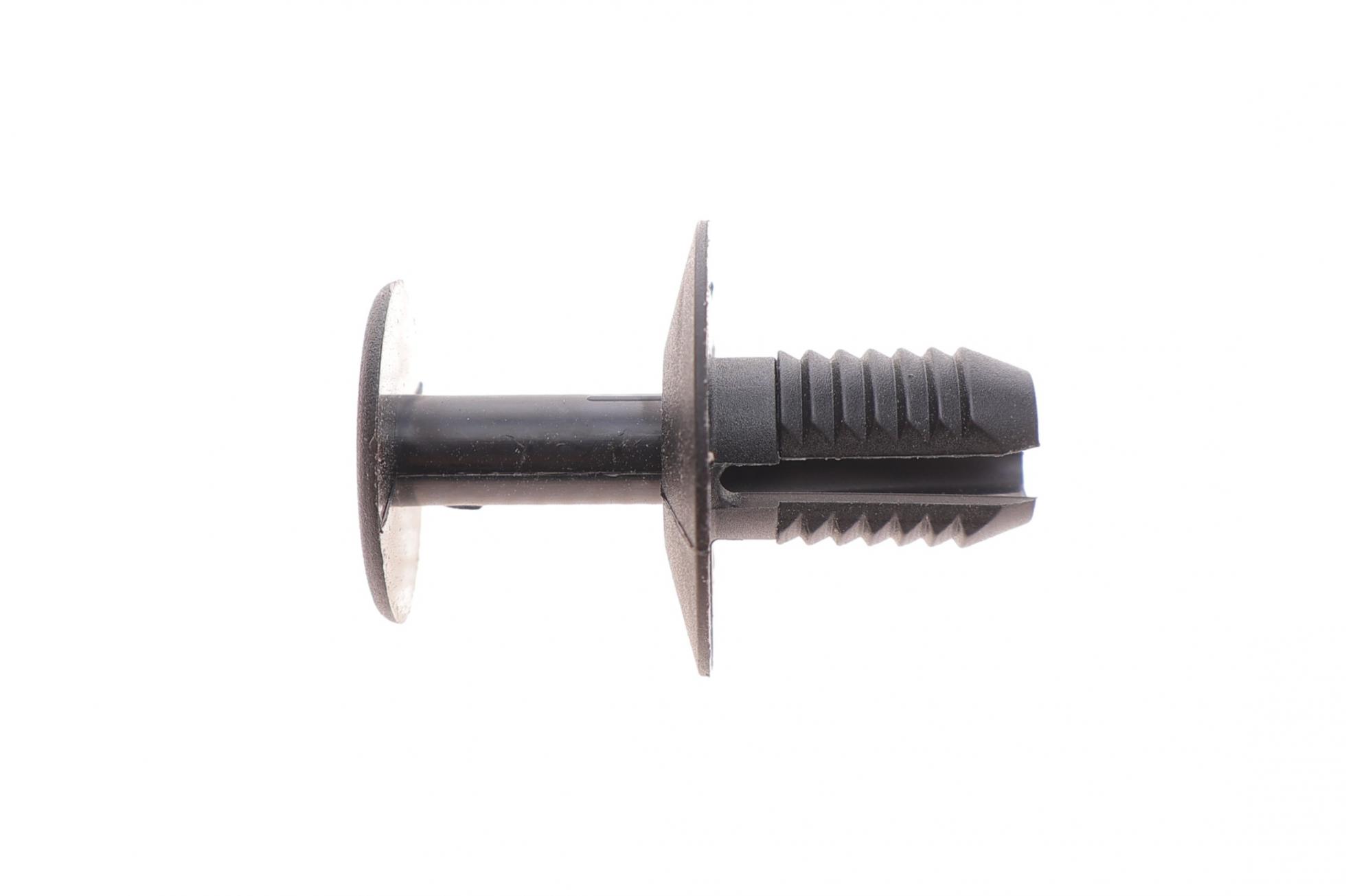 merciさま返品用 Кліпса кріплення облицювання MB Sprinter 901-905 1995-2006