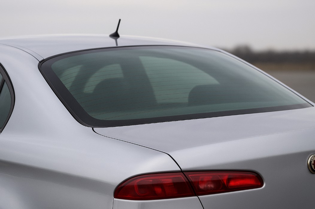 Заднее стекло с обогревом на Альфа Ромео 166 и переднее автостекло