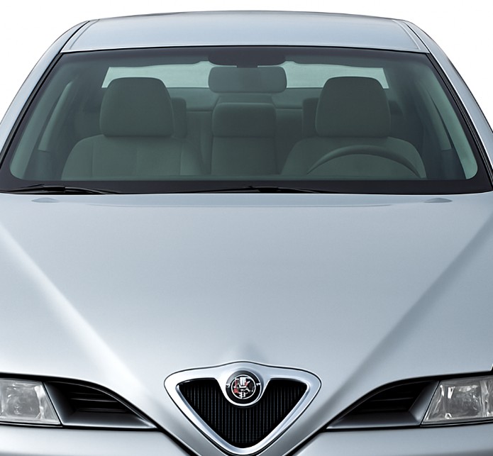 Лобовое стекло Alfa Romeo 166 1998-2008