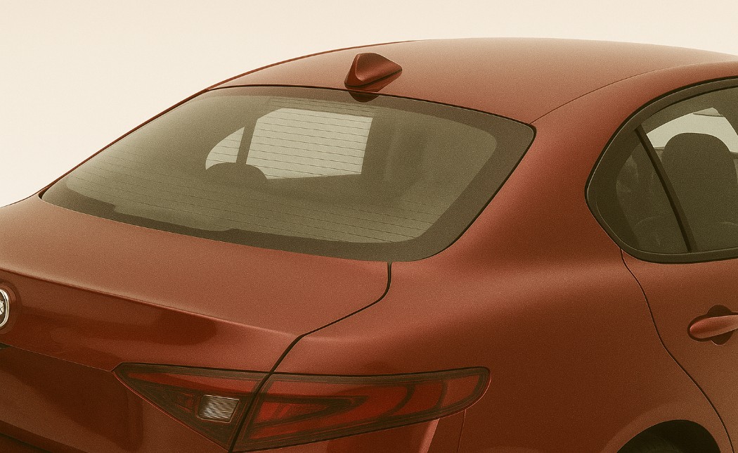 Переднее и заднее автостекло для Alfa Romeo Giulia 2016 - по настоящее время