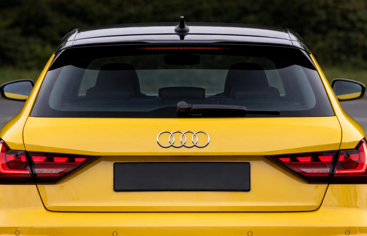 Стекло багажника Audi A1 Sportback GB 2018 по н.в. с электрообогревом