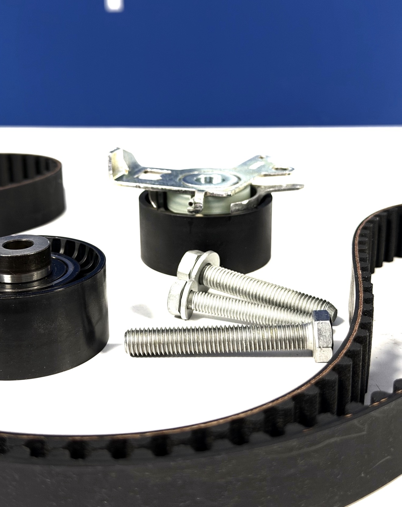 Комплект газорозподілу Volkswagen Transporter T4 2.4D