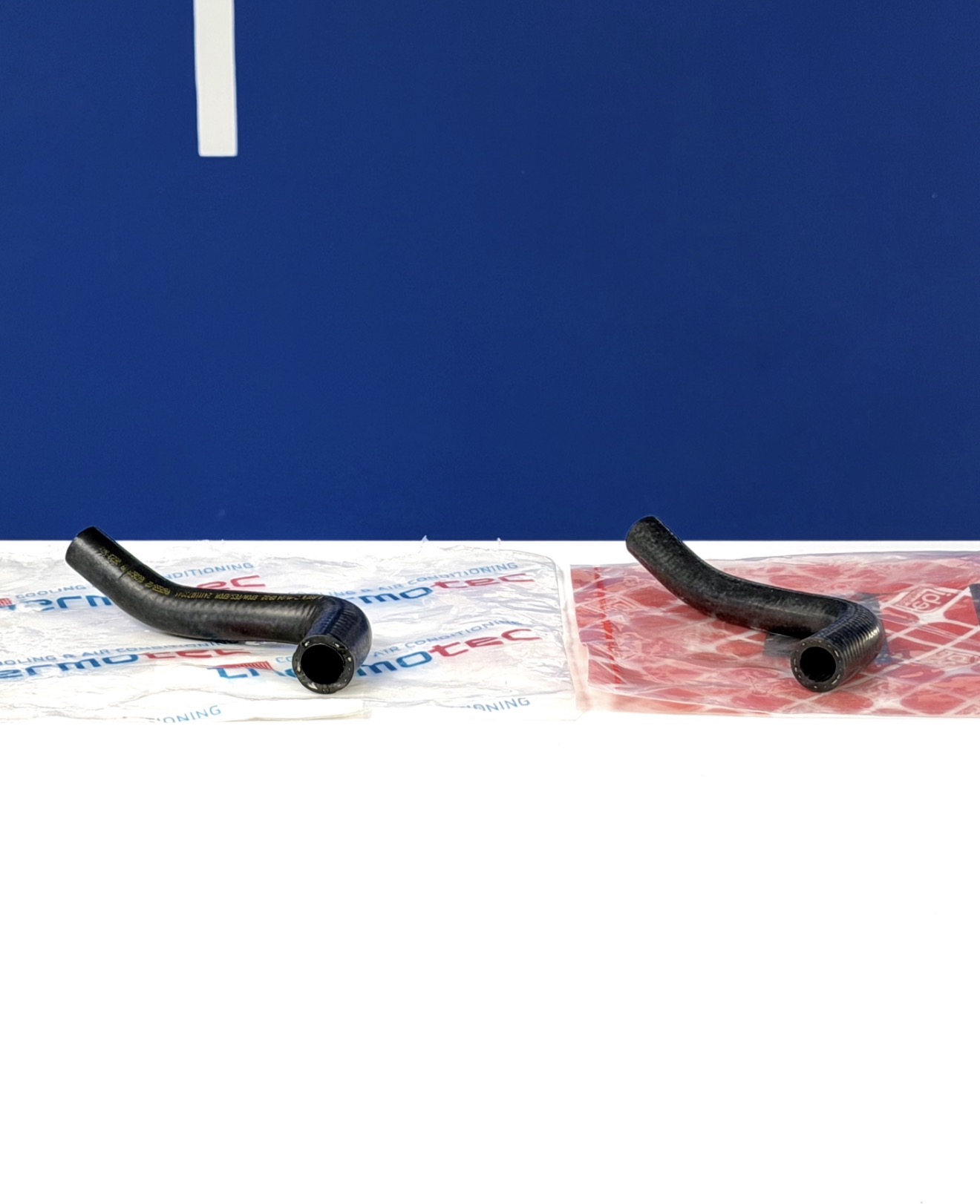 Патрубки радиатора Volkswagen Transporter T4 1.8, 2.0, 2.5, 2.8 бензин 1990-2003 верхний нижний