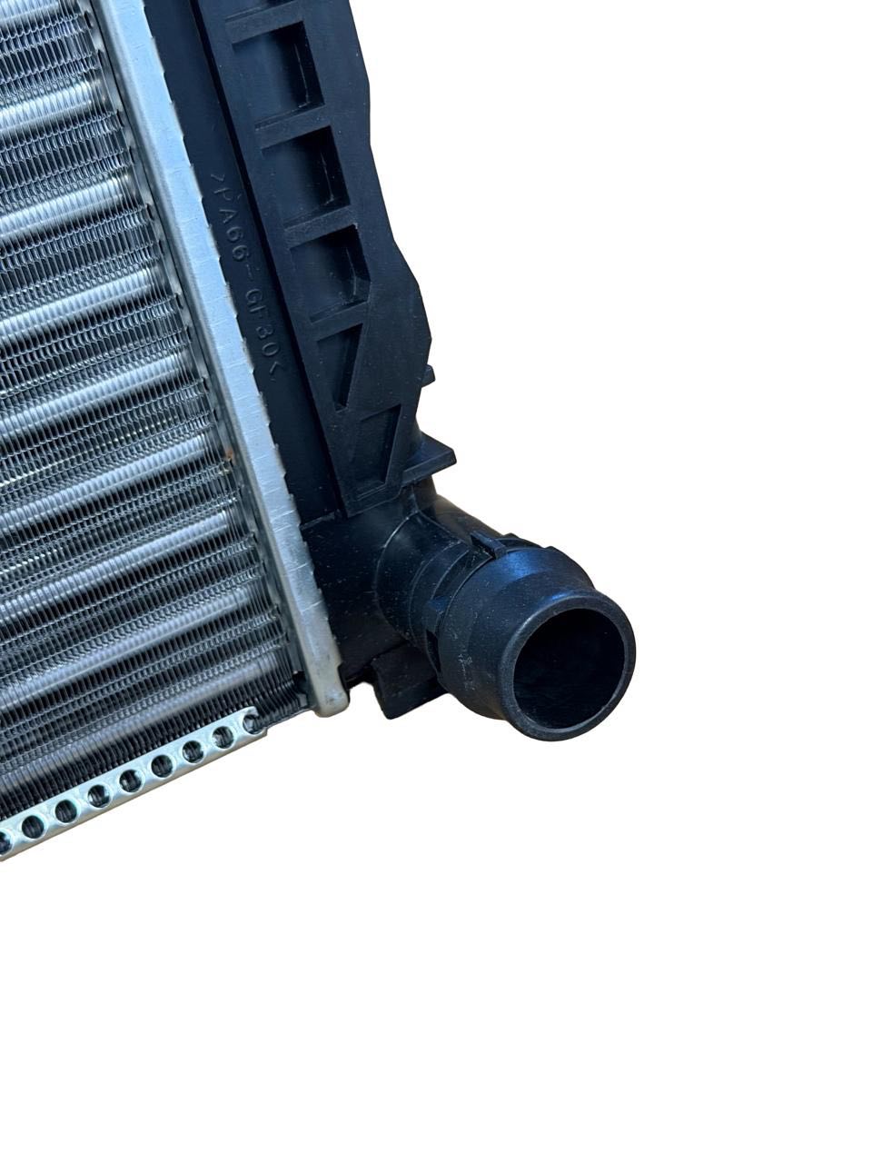 Радиатор охлаждения двигателя Фольксваген Т4